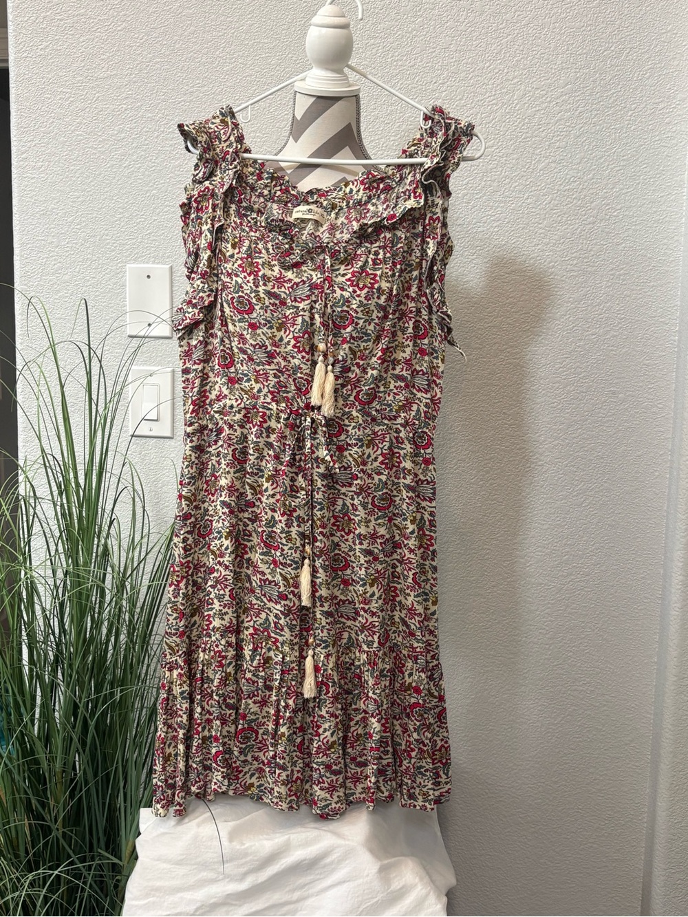 Natural Life Floral Tassel Tiered Sleeveless Dress in Beige and Red